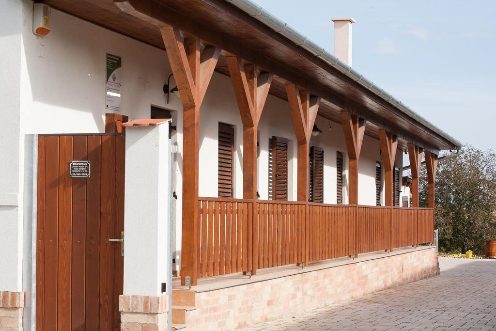 Maushaus Otel Vemend Dış mekan fotoğraf
